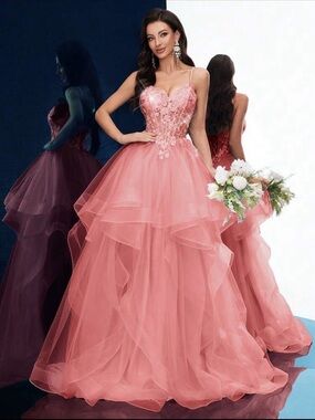 Romantic Pink Ball Gown Dress with Lace Bodice